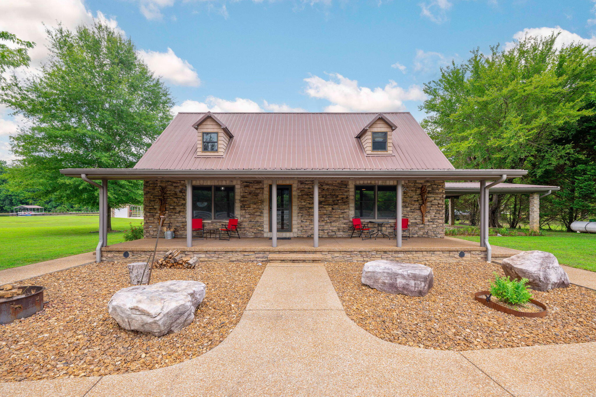 Whitwell, Tennessee, 37397, United States, 3 Bedrooms Bedrooms, ,2 BathroomsBathrooms,Residential,Active,1900160