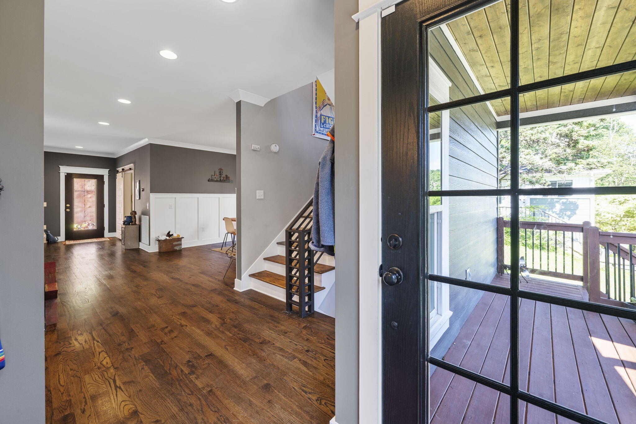 Chattanooga, Tennessee, 37405, United States, 4 Bedrooms Bedrooms, ,4 BathroomsBathrooms,Residential,Active,1893208