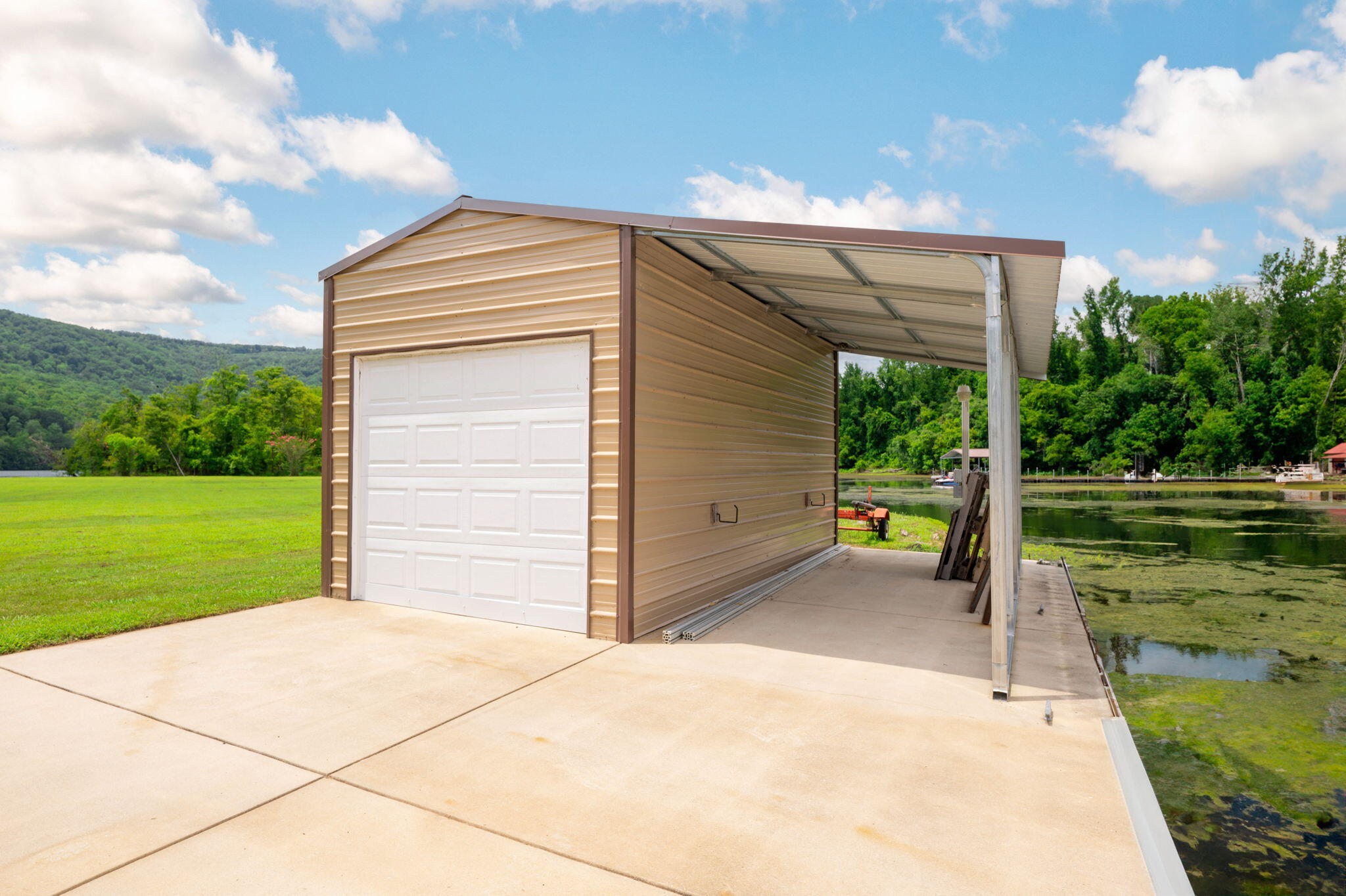 Whitwell, Tennessee, 37397, United States, 3 Bedrooms Bedrooms, ,2 BathroomsBathrooms,Residential,Active,1900160