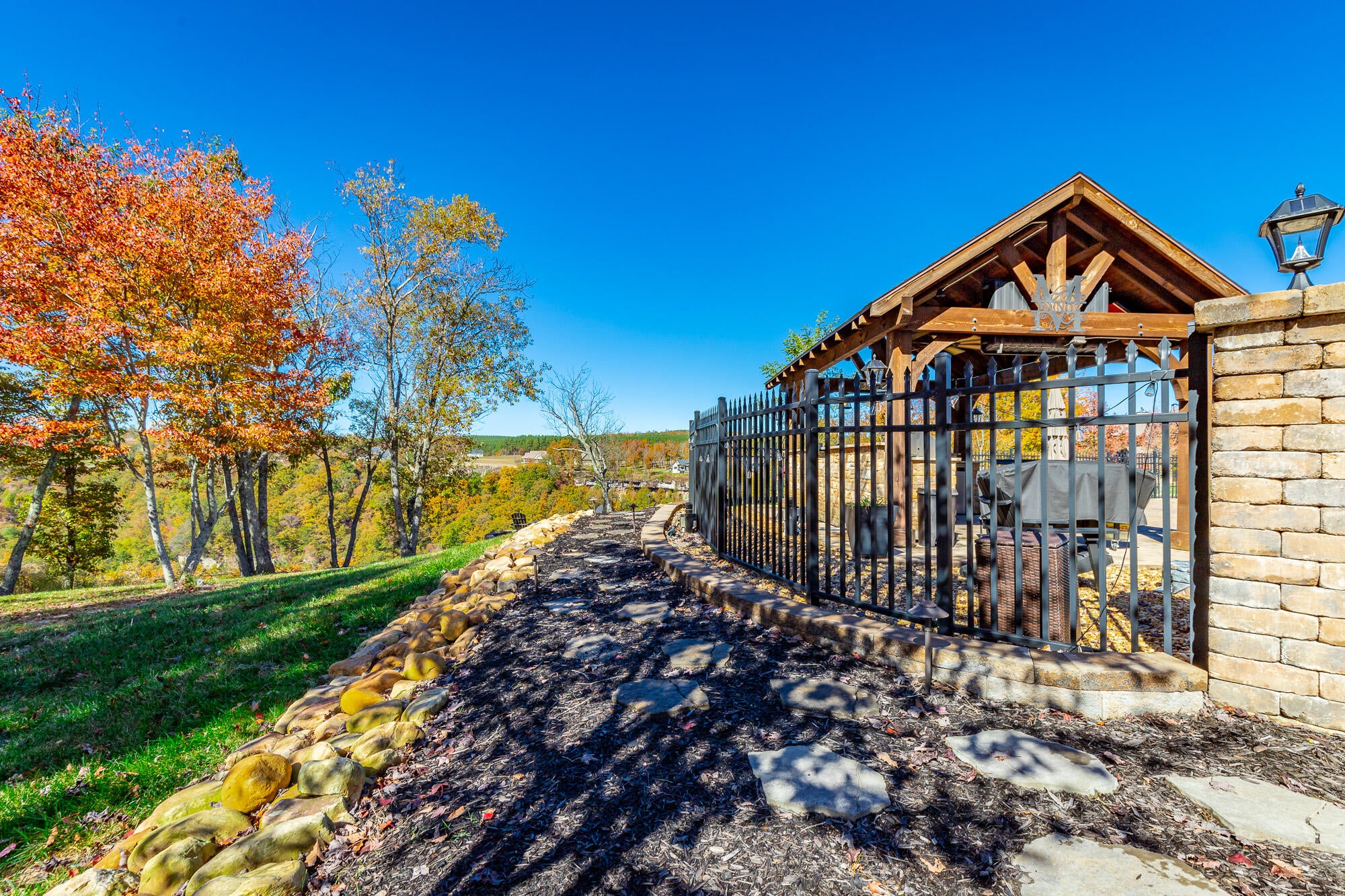 Jasper, Tennessee, 37347, United States, 3 Bedrooms Bedrooms, ,4 BathroomsBathrooms,Residential,Active,1987217
