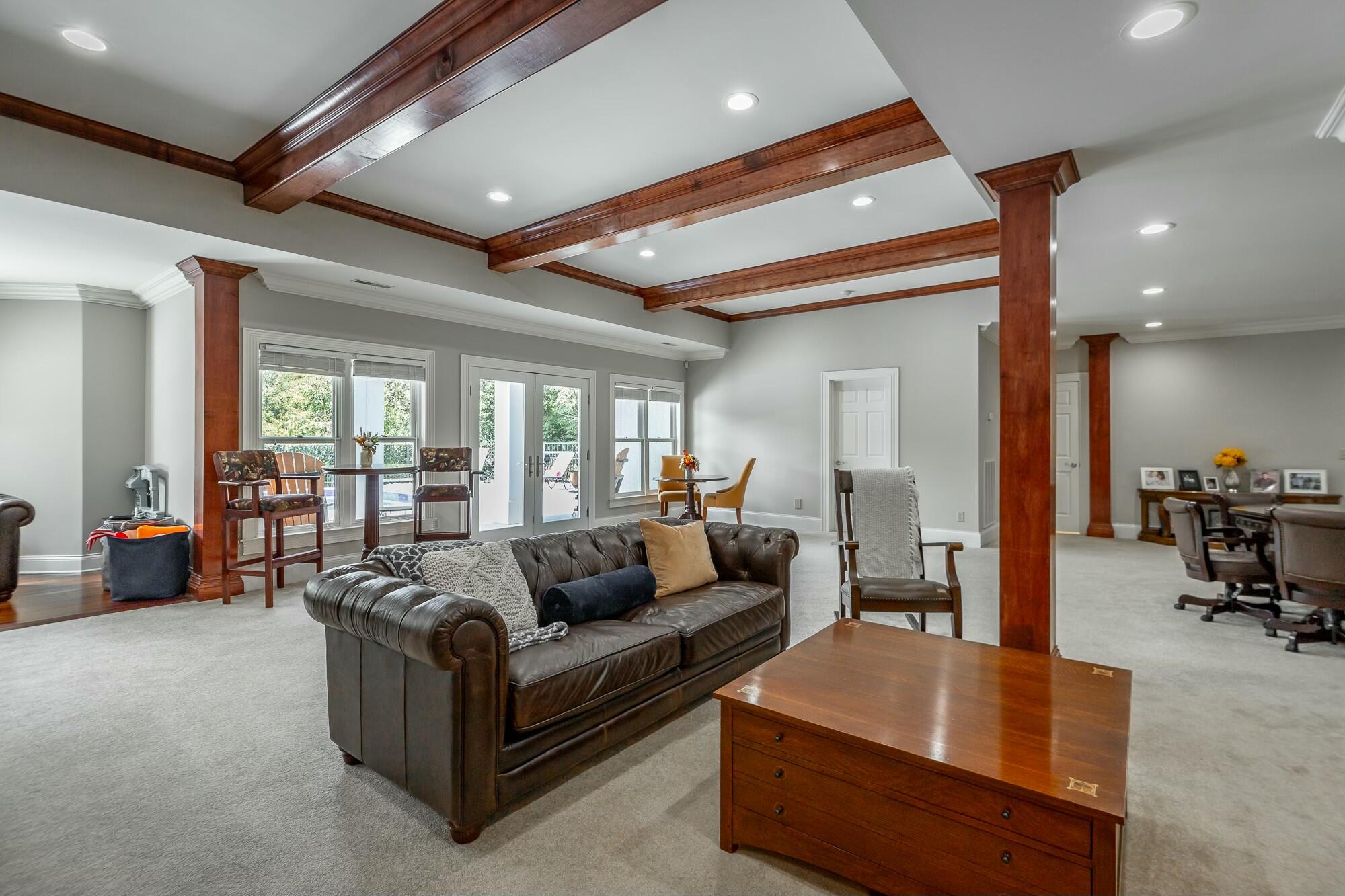 Chattanooga, Tennessee, 37419, United States, 5 Bedrooms Bedrooms, ,6 BathroomsBathrooms,Residential,Active,1762855