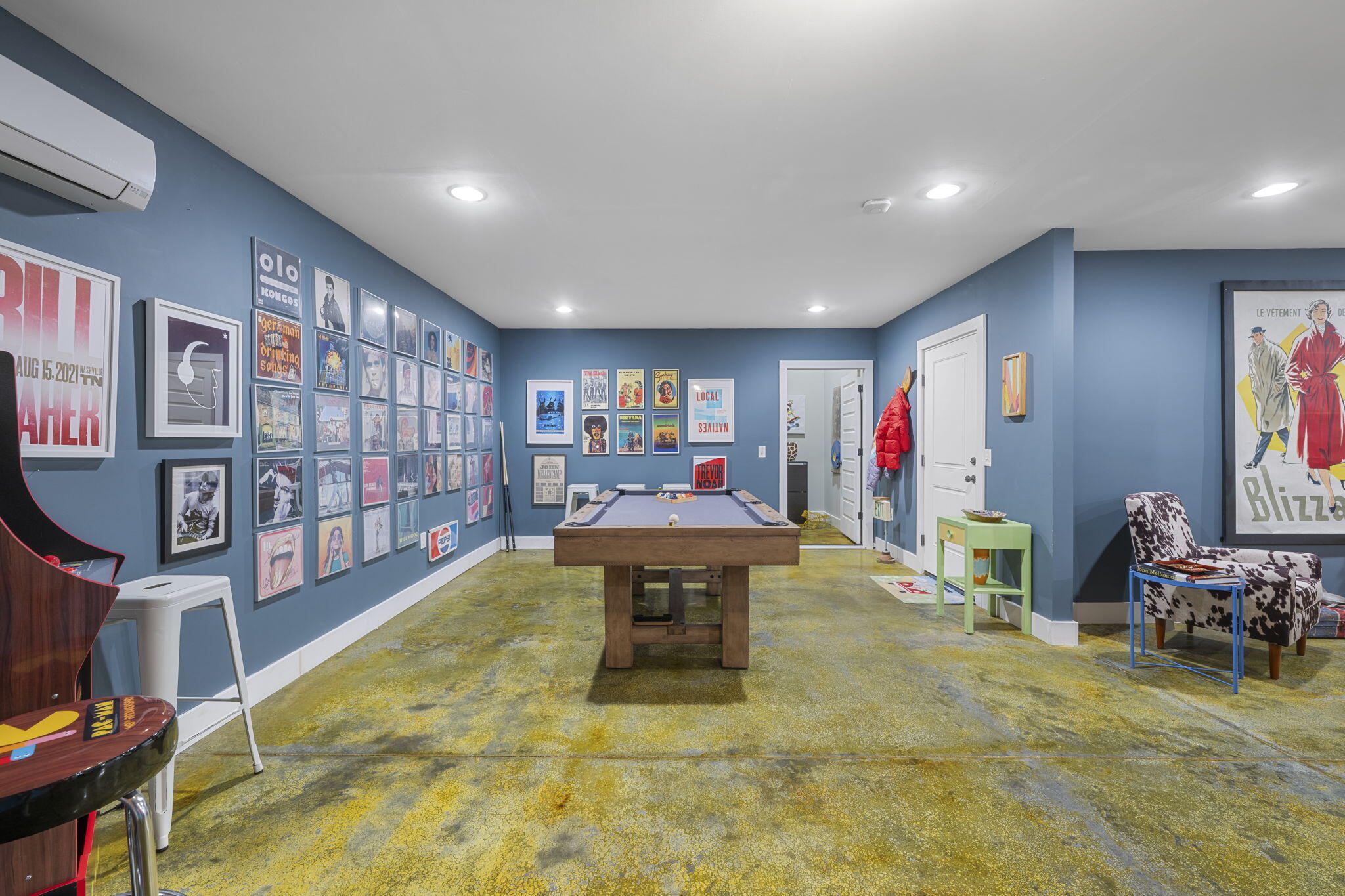 Chattanooga, Tennessee, 37405, United States, 4 Bedrooms Bedrooms, ,4 BathroomsBathrooms,Residential,Active,1893208