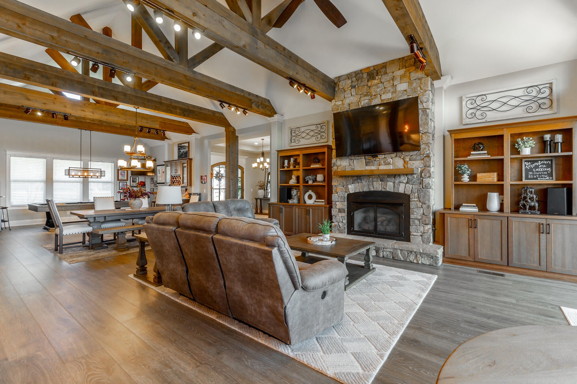 Jasper, Tennessee, 37347, United States, 3 Bedrooms Bedrooms, ,4 BathroomsBathrooms,Residential,Active,1987217