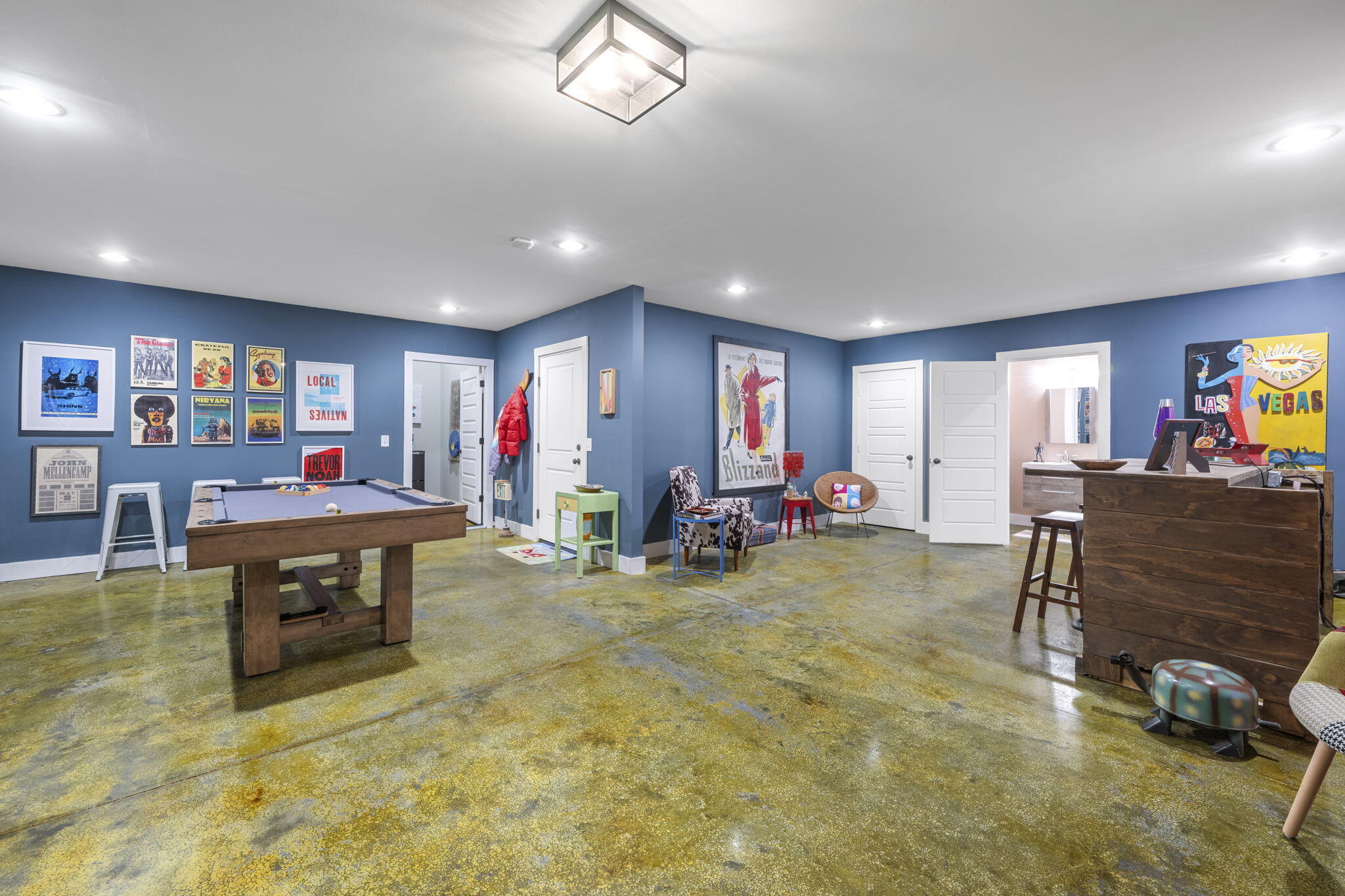 Chattanooga, Tennessee, 37405, United States, 4 Bedrooms Bedrooms, ,4 BathroomsBathrooms,Residential,Active,1893208