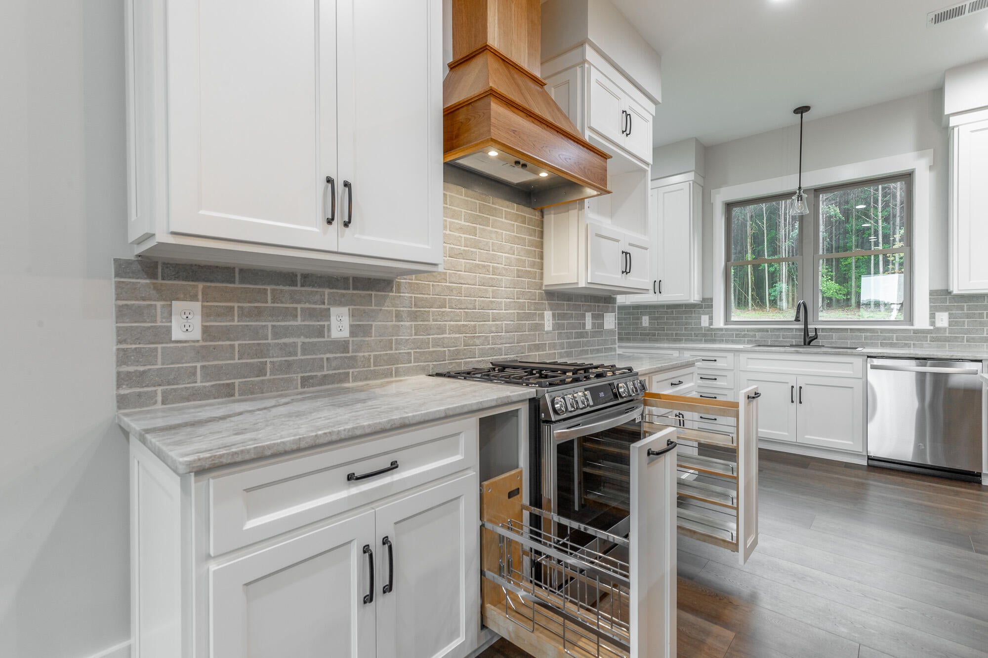 Jasper, Tennessee, 37347, United States, 3 Bedrooms Bedrooms, ,3 BathroomsBathrooms,Residential,Active,1965825