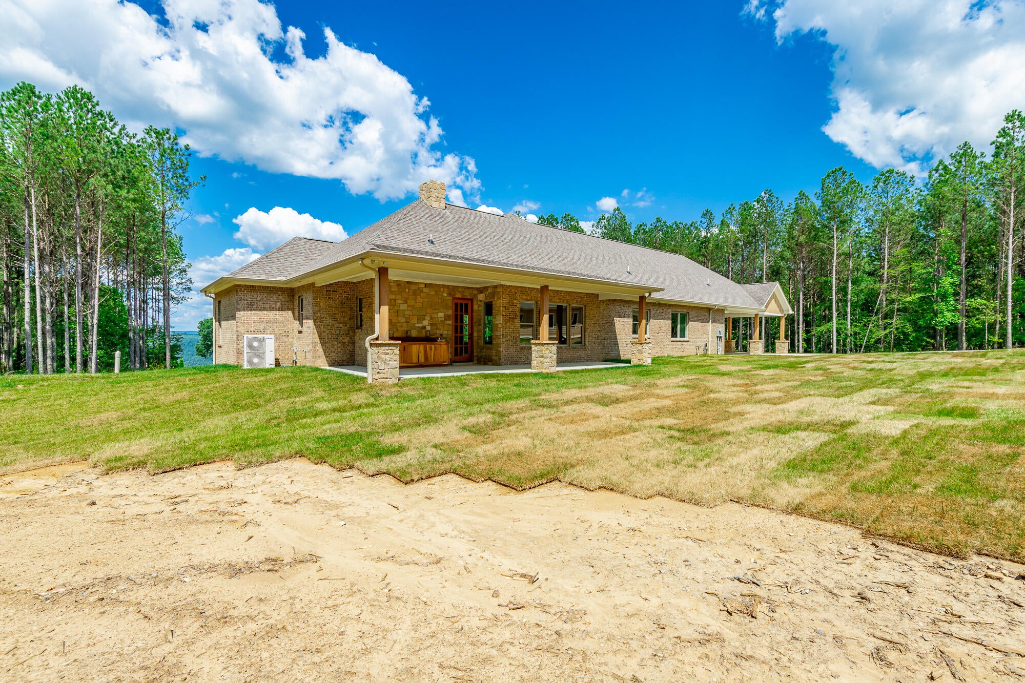 Jasper, Tennessee, 37347, United States, 3 Bedrooms Bedrooms, ,3 BathroomsBathrooms,Residential,Active,1965825