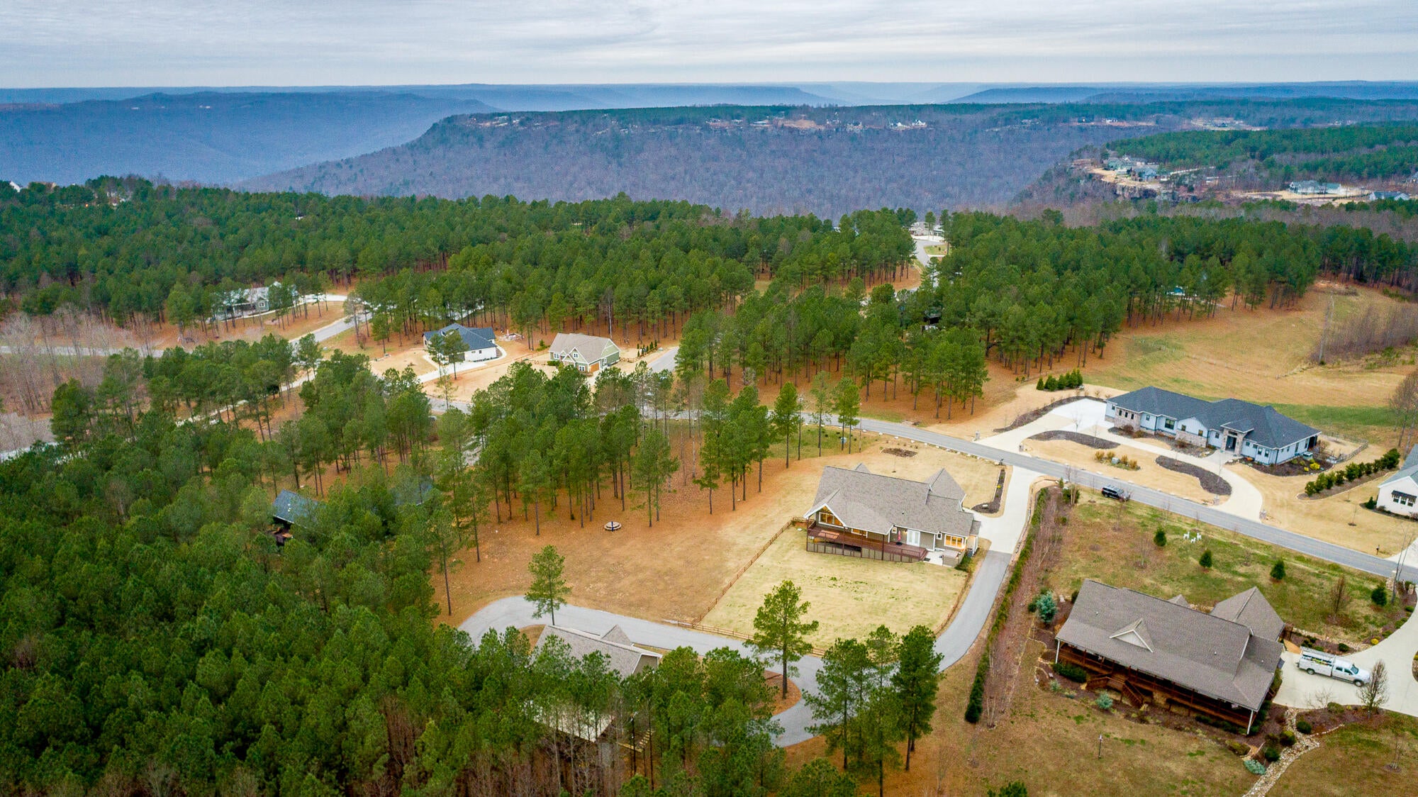 Jasper, Tennessee, 37347, United States, 3 Bedrooms Bedrooms, ,5 BathroomsBathrooms,Residential,Active,2002347