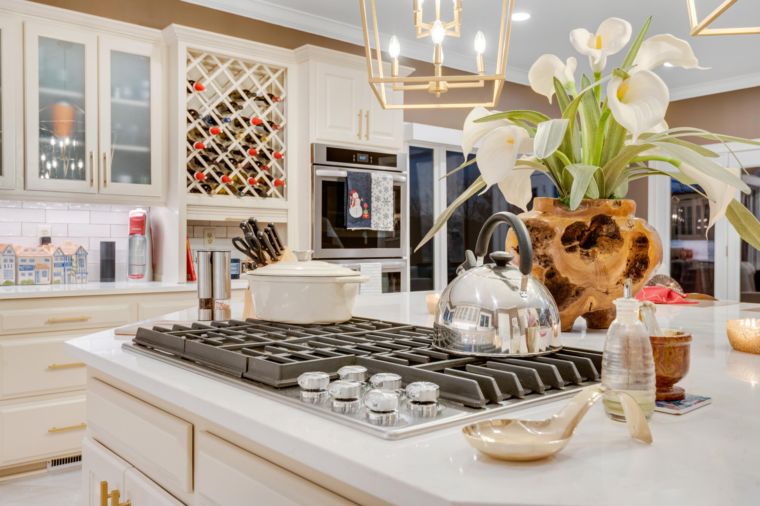 Chattanooga, Tennessee, 37416, United States, 4 Bedrooms Bedrooms, ,5 BathroomsBathrooms,Residential,Pending,2007030