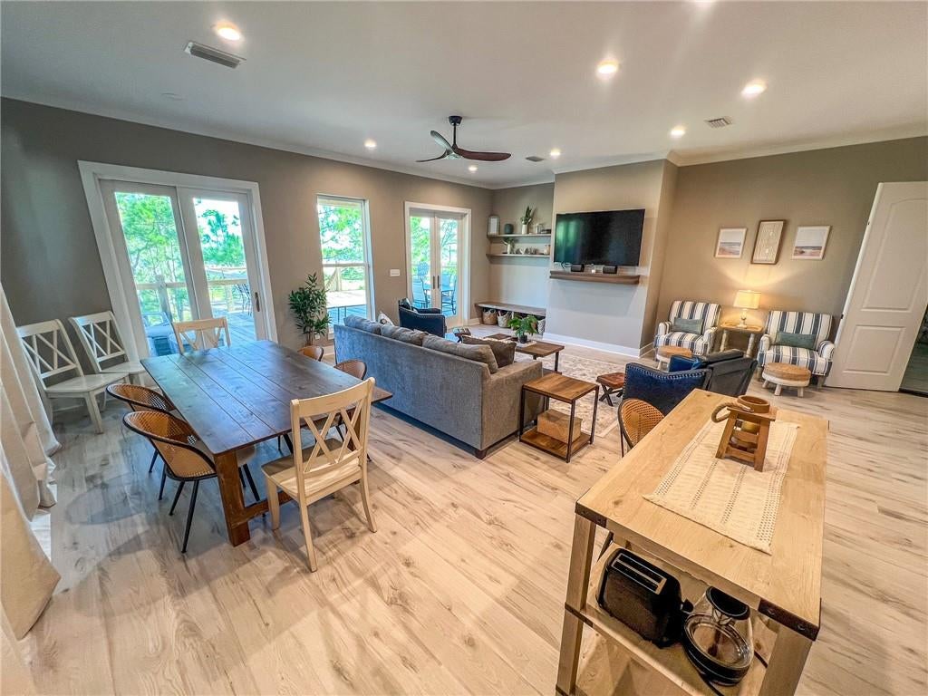 Dauphin Island, Alabama, 36528, United States, 6 Bedrooms Bedrooms, ,8 BathroomsBathrooms,Residential,Active,1907975
