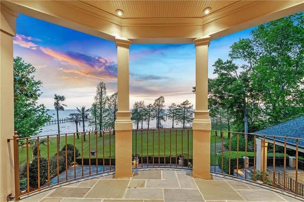 Daphne, Alabama, 36526, United States, 4 Bedrooms Bedrooms, ,6 BathroomsBathrooms,Residential,Active,2009156