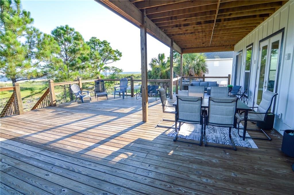 Dauphin Island, Alabama, 36528, United States, 6 Bedrooms Bedrooms, ,8 BathroomsBathrooms,Residential,Active,1907975