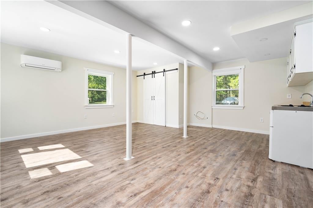 Mobile, Alabama, 36605, United States, 4 Bedrooms Bedrooms, ,4 BathroomsBathrooms,Residential,Active,1952489