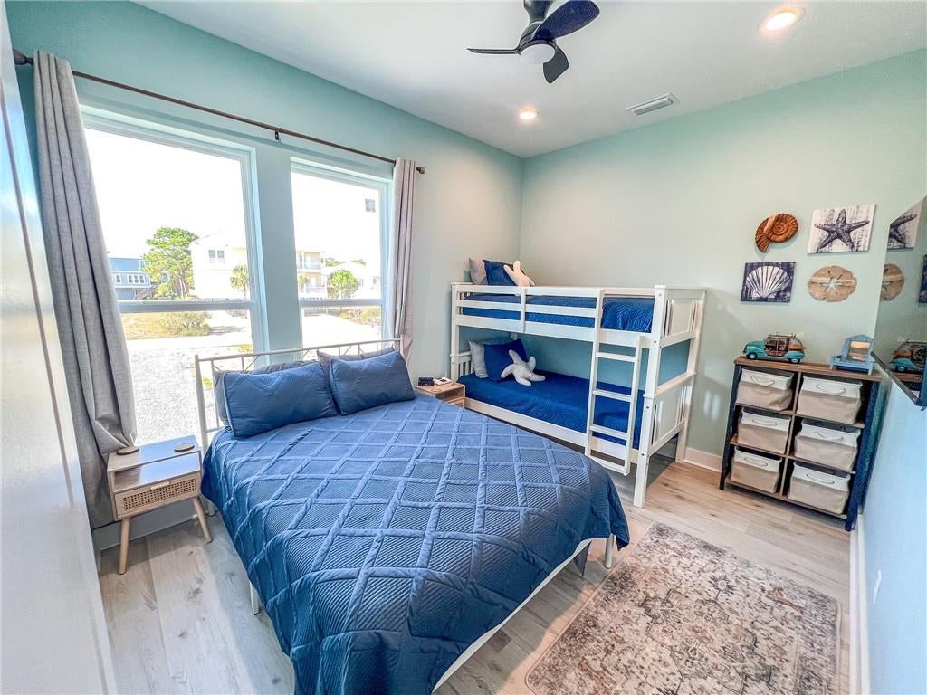 Dauphin Island, Alabama, 36528, United States, 6 Bedrooms Bedrooms, ,8 BathroomsBathrooms,Residential,Active,1907975