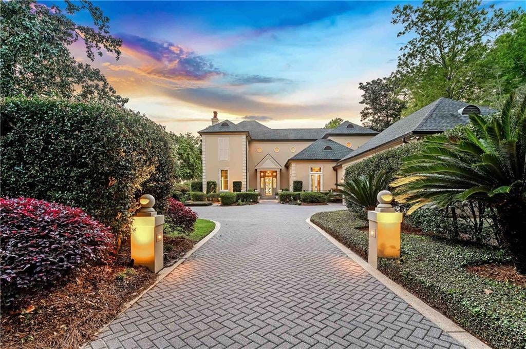 Daphne, Alabama, 36526, United States, 4 Bedrooms Bedrooms, ,6 BathroomsBathrooms,Residential,Active,1780420