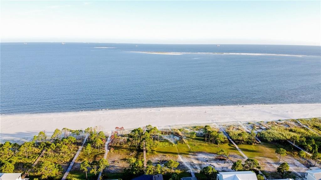 Dauphin Island, Alabama, 36528, United States, 6 Bedrooms Bedrooms, ,8 BathroomsBathrooms,Residential,Active,1907975