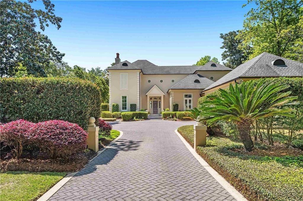 Daphne, Alabama, 36526, United States, 4 Bedrooms Bedrooms, ,6 BathroomsBathrooms,Residential,Active,1780420