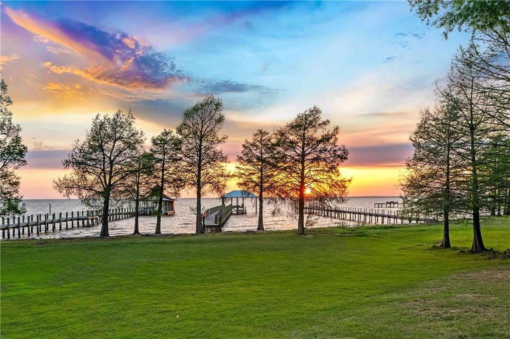 Daphne, Alabama, 36526, United States, 4 Bedrooms Bedrooms, ,6 BathroomsBathrooms,Residential,Active,2009156