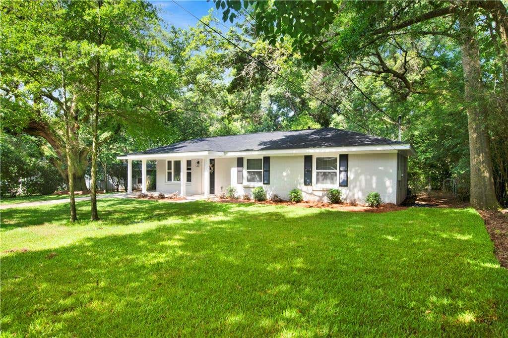113 HILLTOP DR E, MOBILE, AL 36608 Single Family Residence For Sale ...