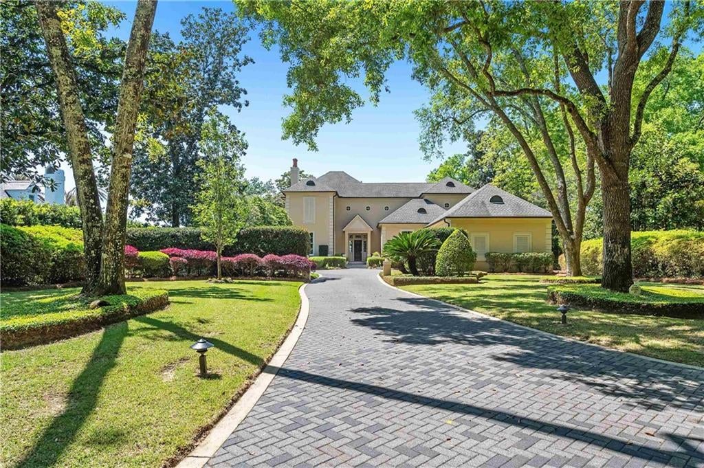 Daphne, Alabama, 36526, United States, 4 Bedrooms Bedrooms, ,6 BathroomsBathrooms,Residential,Active,1780420