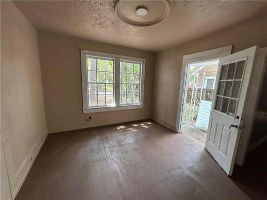 118 DURANT ST, MOBILE, AL 36607, photo 4 of 12