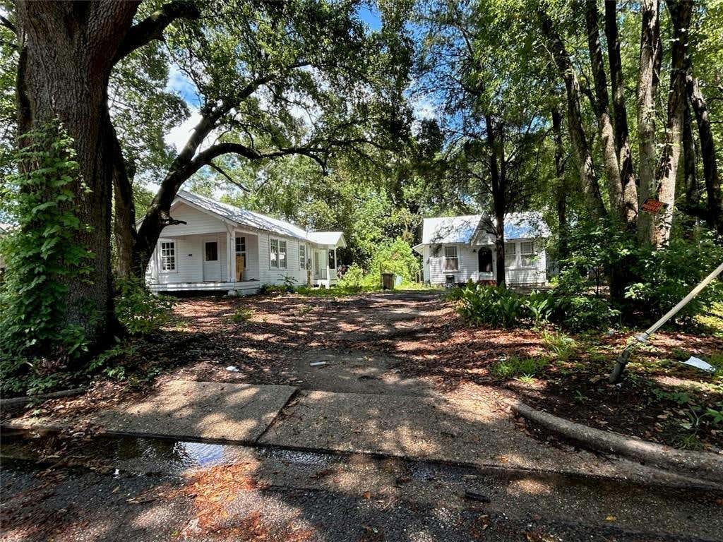 118 DURANT ST, MOBILE, AL 36607, photo 1 of 12