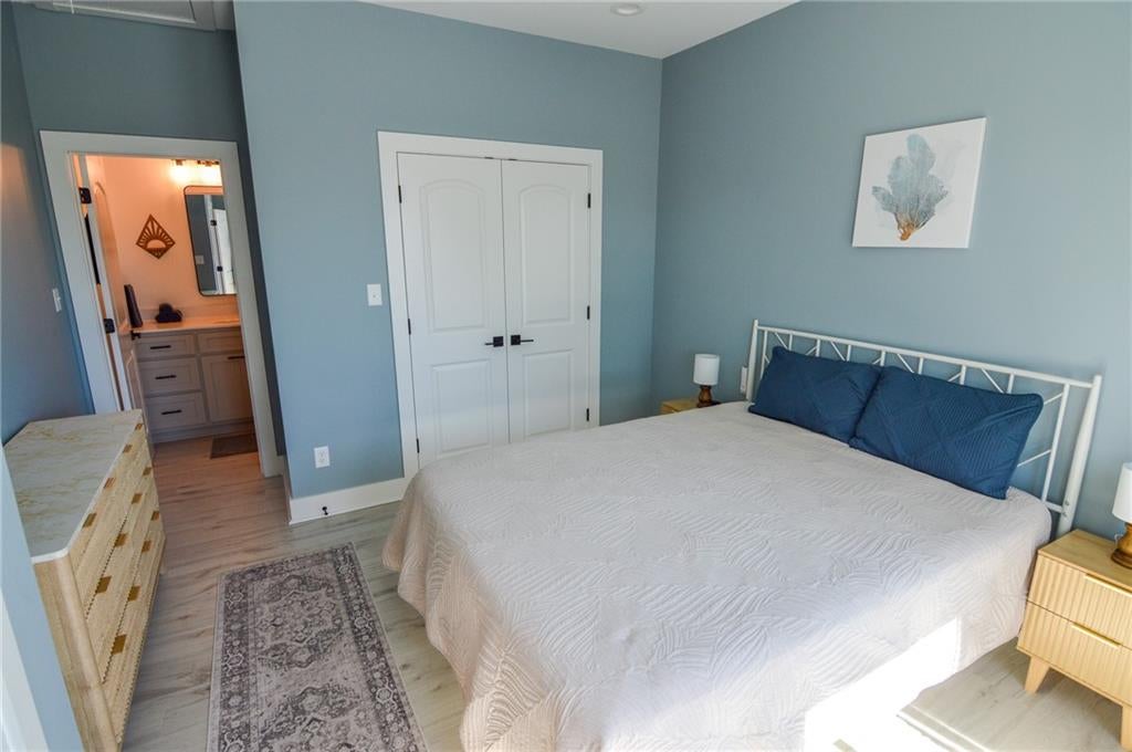 Dauphin Island, Alabama, 36528, United States, 6 Bedrooms Bedrooms, ,8 BathroomsBathrooms,Residential,Active,1907975