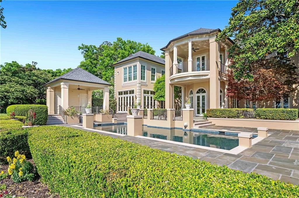 Daphne, Alabama, 36526, United States, 4 Bedrooms Bedrooms, ,6 BathroomsBathrooms,Residential,Active,1780420