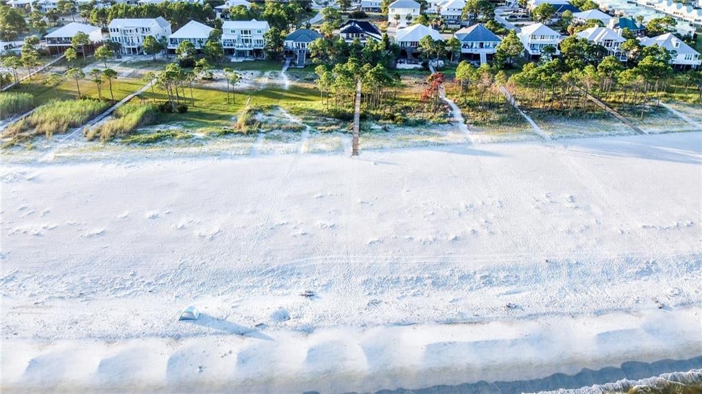 Dauphin Island, Alabama, 36528, United States, 6 Bedrooms Bedrooms, ,8 BathroomsBathrooms,Residential,Active,1907975