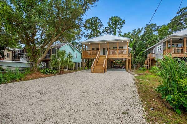 1221 CHAUMONT AVE, DAUPHIN ISLAND, AL 36528 - Image 1