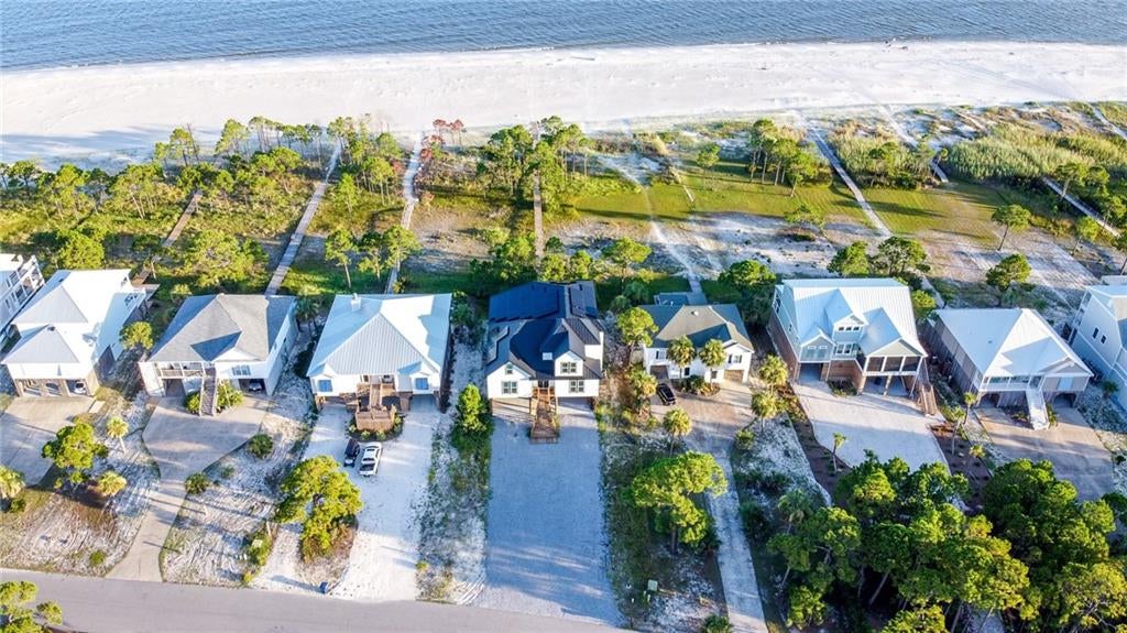 Dauphin Island, Alabama, 36528, United States, 6 Bedrooms Bedrooms, ,8 BathroomsBathrooms,Residential,Active,1907975