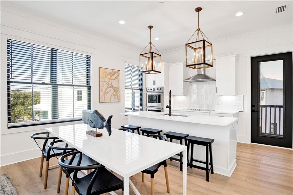 Orange Beach, Alabama, 36561, United States, 4 Bedrooms Bedrooms, ,4 BathroomsBathrooms,Residential,Active,1997892