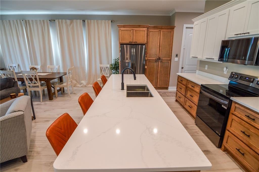 Dauphin Island, Alabama, 36528, United States, 6 Bedrooms Bedrooms, ,8 BathroomsBathrooms,Residential,Active,1907975