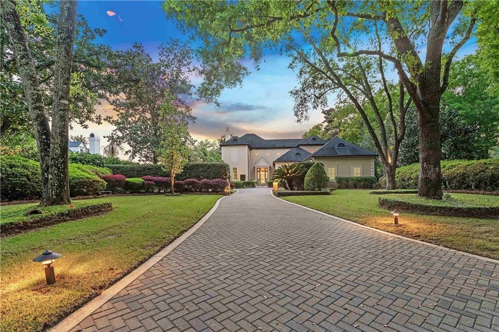 Daphne, Alabama, 36526, United States, 4 Bedrooms Bedrooms, ,6 BathroomsBathrooms,Residential,Active,1780420