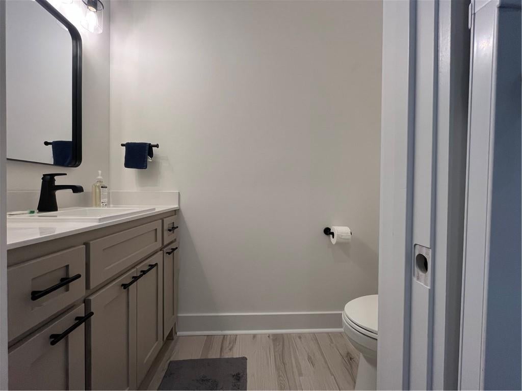 Dauphin Island, Alabama, 36528, United States, 6 Bedrooms Bedrooms, ,8 BathroomsBathrooms,Residential,Active,1907975