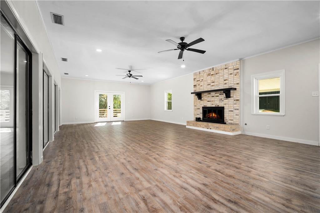 Mobile, Alabama, 36605, United States, 4 Bedrooms Bedrooms, ,4 BathroomsBathrooms,Residential,Active,1952489