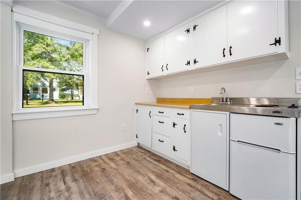 Mobile, Alabama, 36605, United States, 4 Bedrooms Bedrooms, ,4 BathroomsBathrooms,Residential,Active,1952489