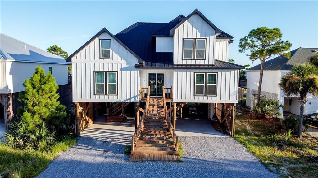 Dauphin Island, Alabama, 36528, United States, 6 Bedrooms Bedrooms, ,8 BathroomsBathrooms,Residential,Active,1907975