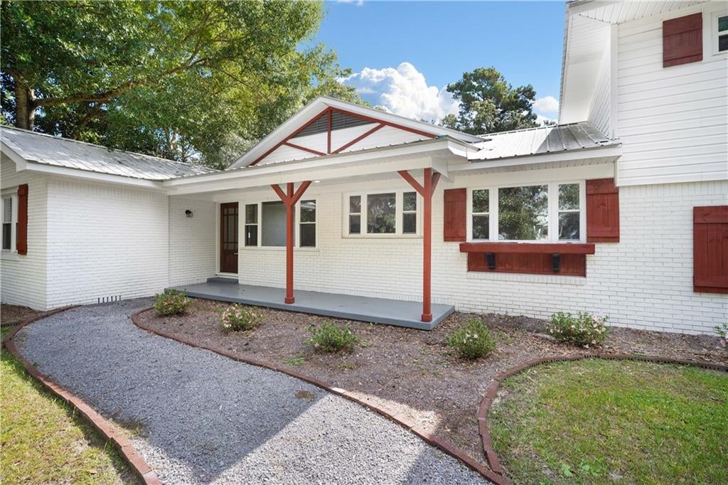 Mobile, Alabama, 36605, United States, 4 Bedrooms Bedrooms, ,4 BathroomsBathrooms,Residential,Active,1952489