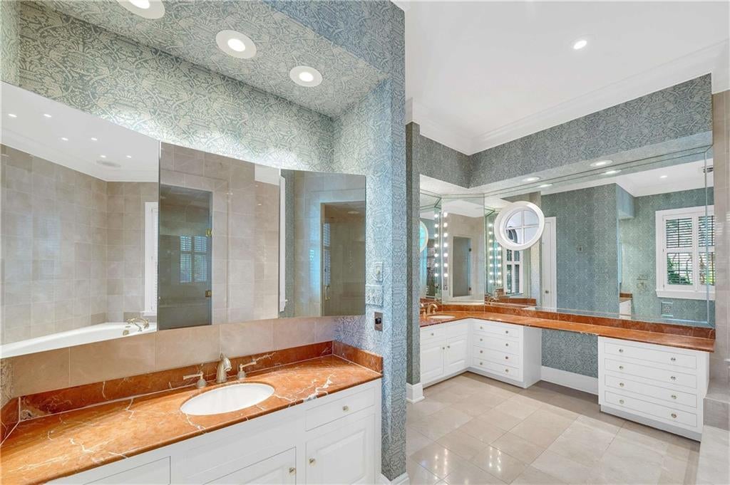 Daphne, Alabama, 36526, United States, 4 Bedrooms Bedrooms, ,6 BathroomsBathrooms,Residential,Active,2009156