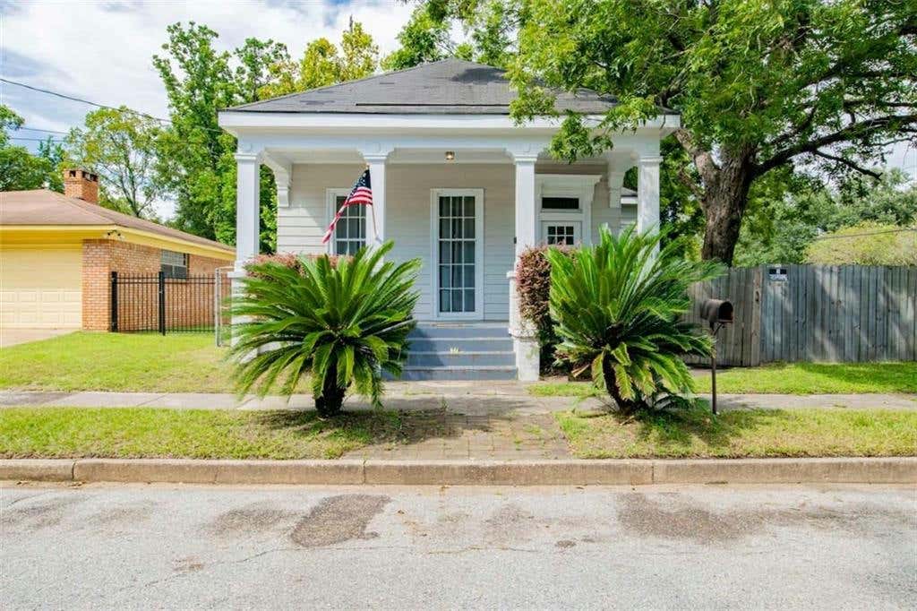 602 AUGUSTA ST, MOBILE, AL 36603, photo 1 of 19