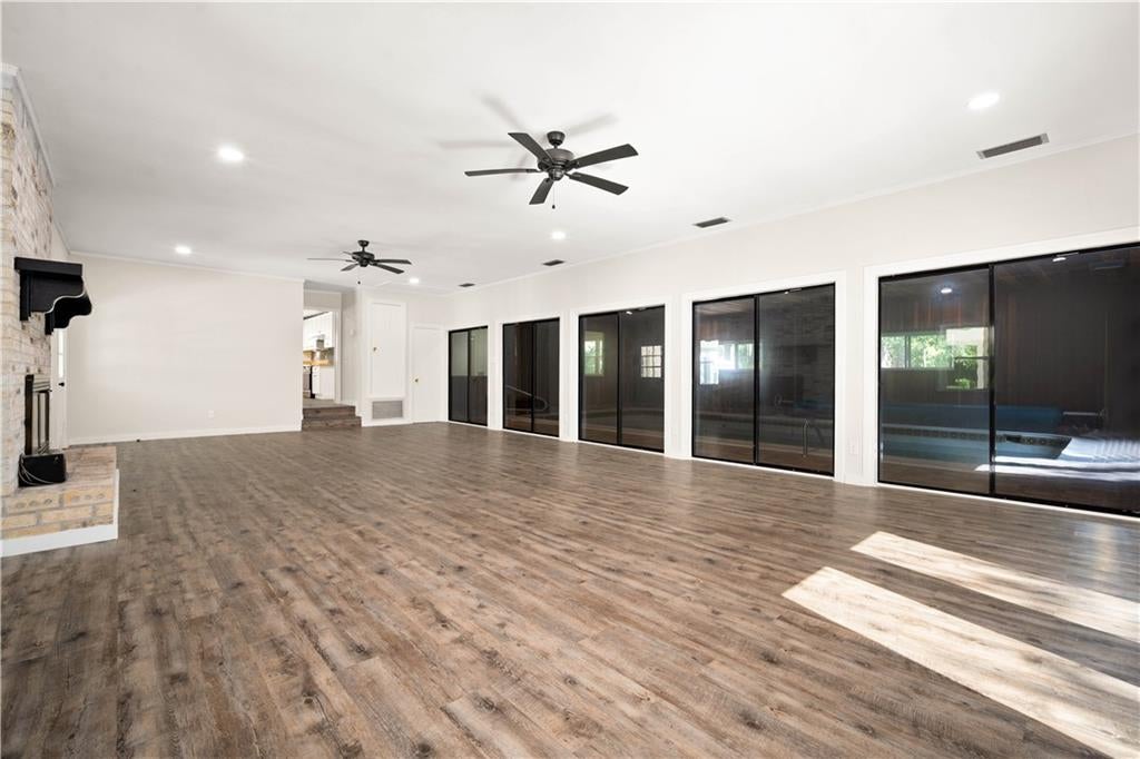 Mobile, Alabama, 36605, United States, 4 Bedrooms Bedrooms, ,4 BathroomsBathrooms,Residential,Active,1952489