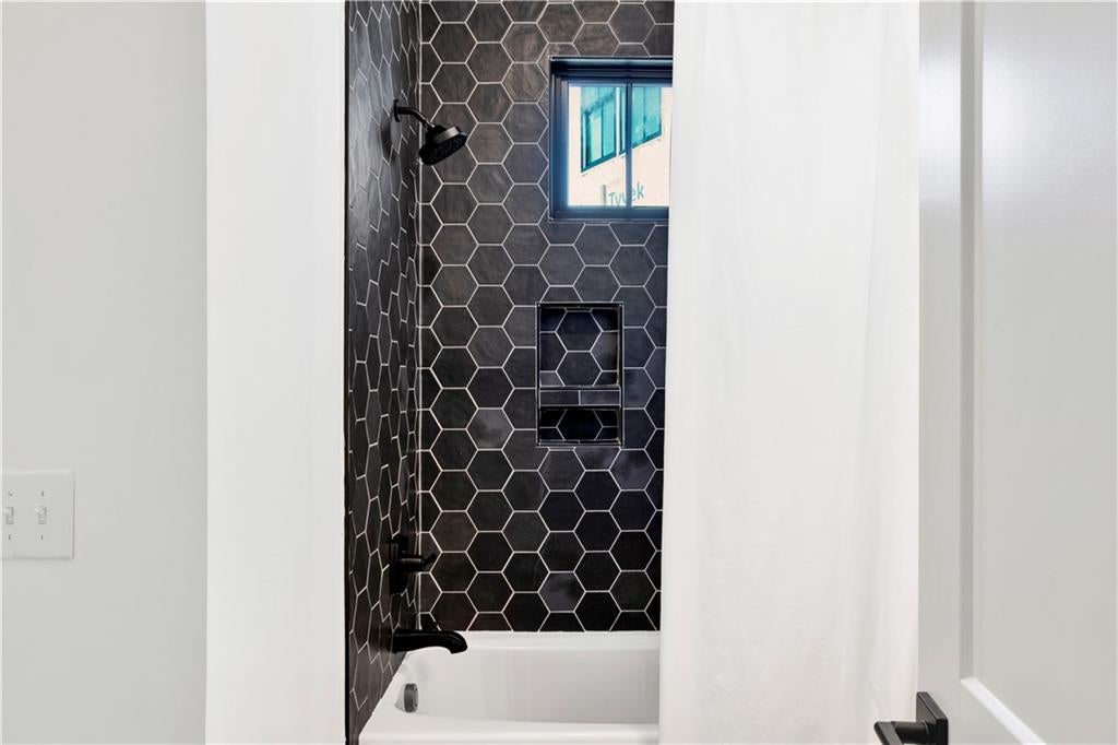 Orange Beach, Alabama, 36561, United States, 4 Bedrooms Bedrooms, ,4 BathroomsBathrooms,Residential,Active,1997892