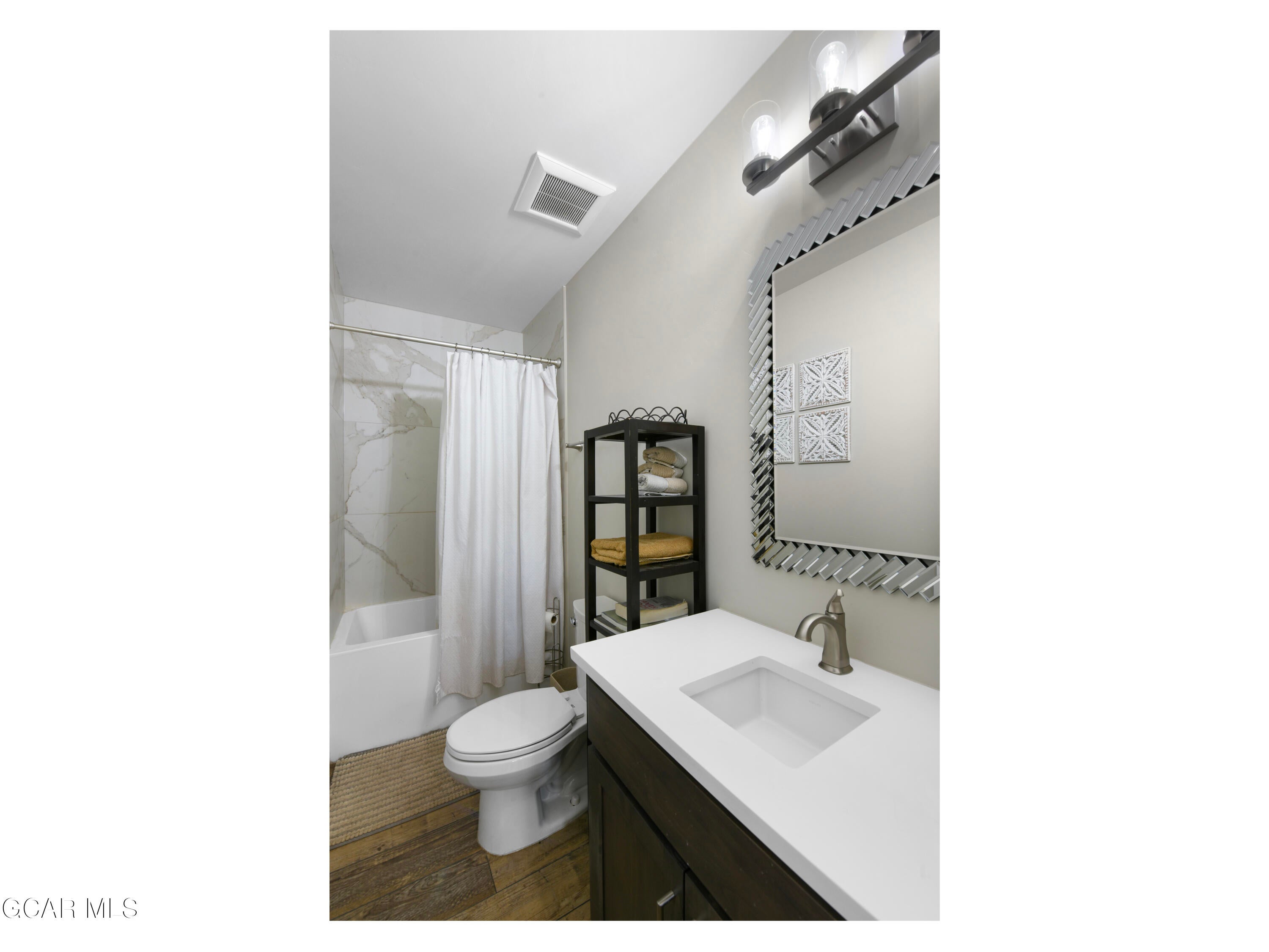 Tabernash, Colorado, 80478, United States, 4 Bedrooms Bedrooms, ,6 BathroomsBathrooms,Residential,Active,1922548