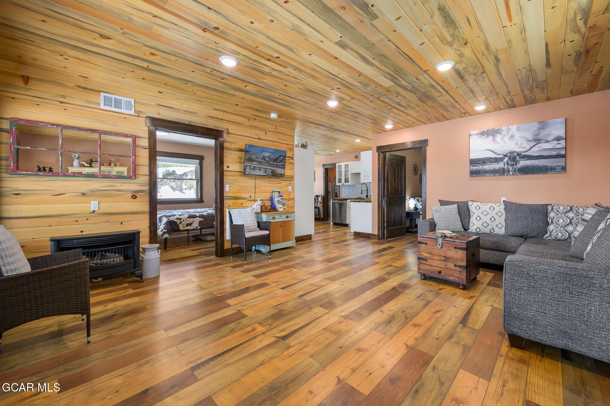 Grand Lake, Colorado, 80447, United States, 8 Bedrooms Bedrooms, ,5 BathroomsBathrooms,Residential,Active,1761255