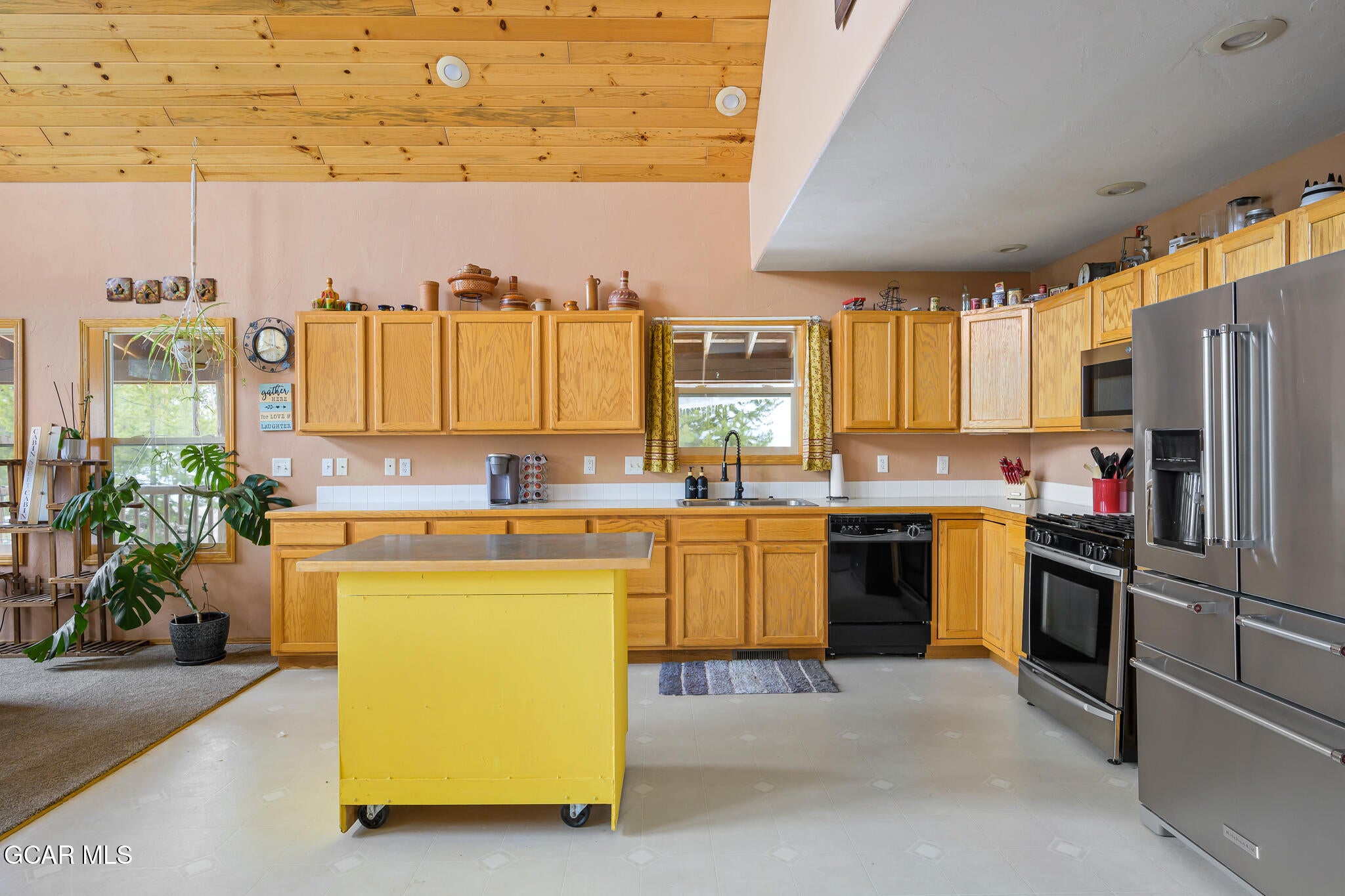 Grand Lake, Colorado, 80447, United States, 8 Bedrooms Bedrooms, ,5 BathroomsBathrooms,Residential,Active,1761255