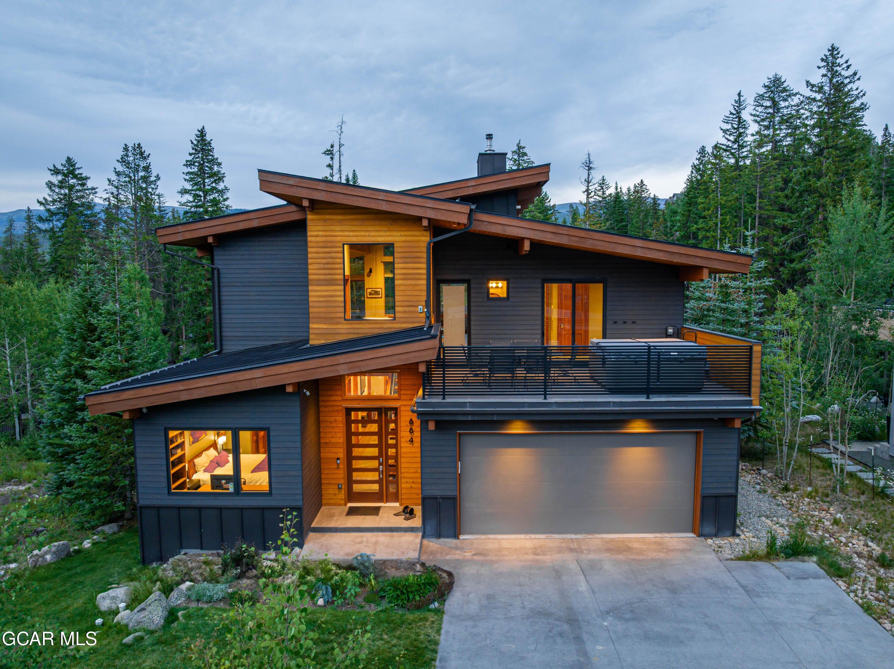 Winter Park, Colorado, 80482, United States, 5 Bedrooms Bedrooms, ,4 BathroomsBathrooms,Residential,Active,2017516