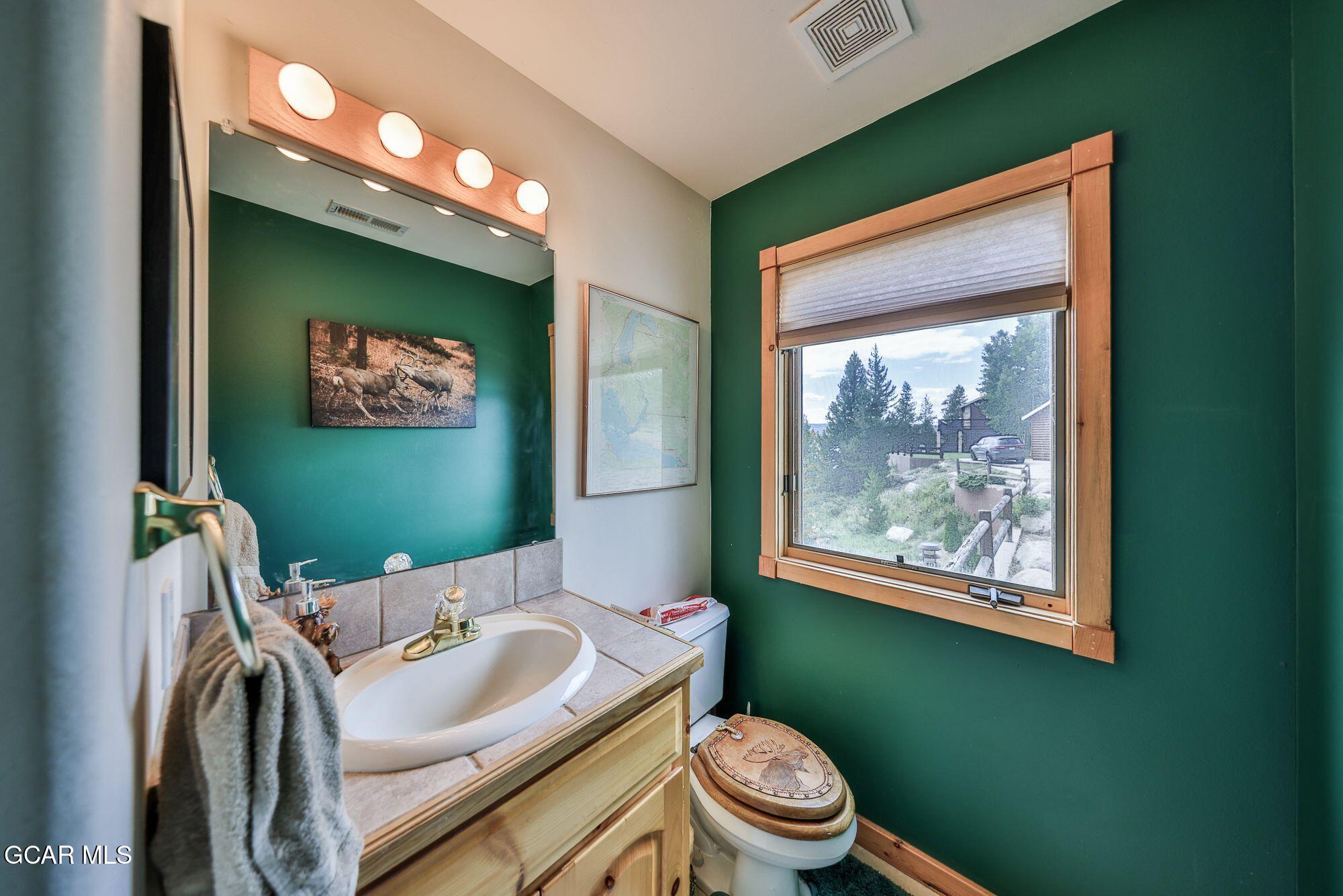 Grand Lake, Colorado, 80447, United States, 4 Bedrooms Bedrooms, ,4 BathroomsBathrooms,Residential,Active,1913029