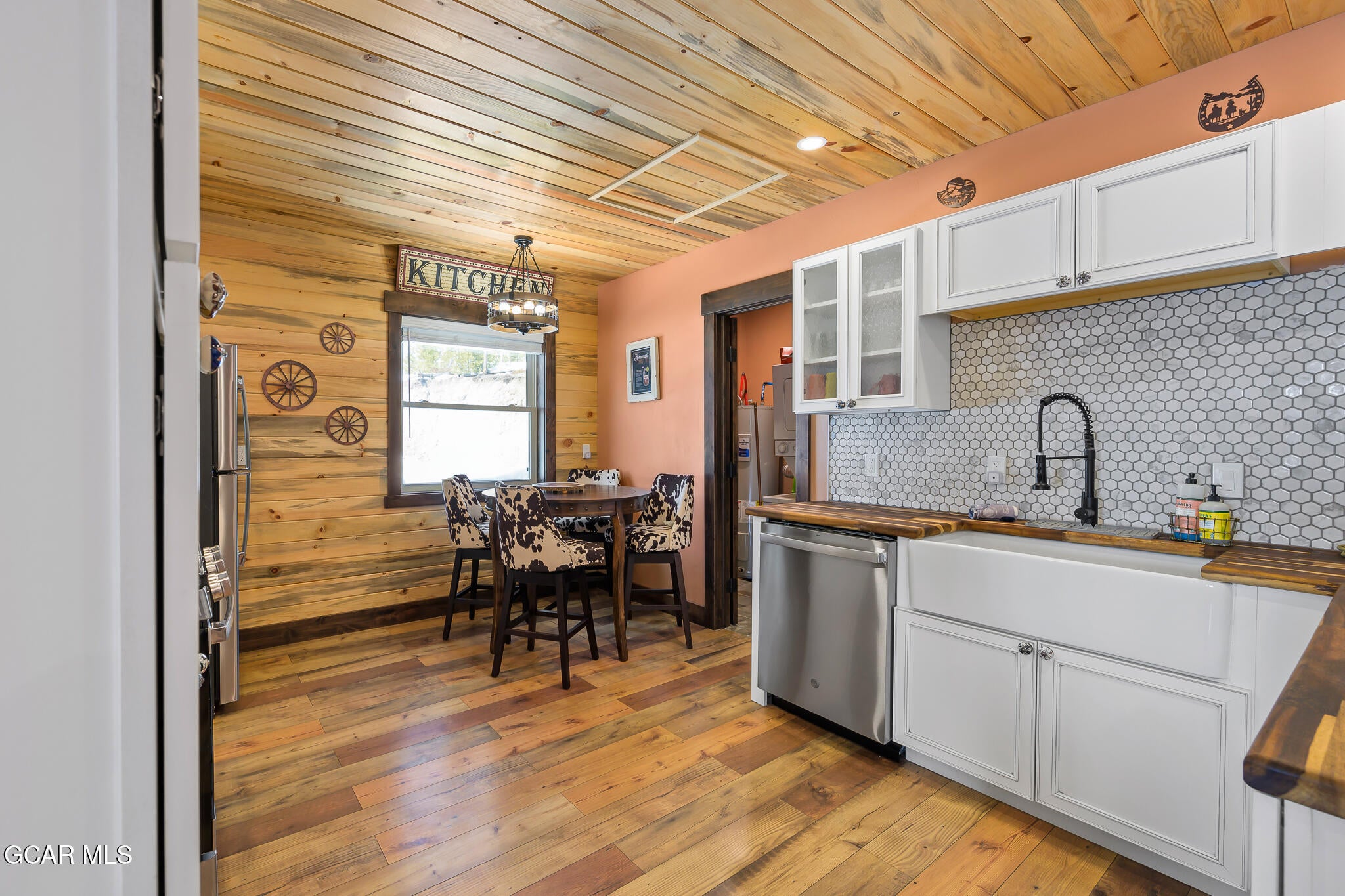 Grand Lake, Colorado, 80447, United States, 8 Bedrooms Bedrooms, ,5 BathroomsBathrooms,Residential,Active,1761255