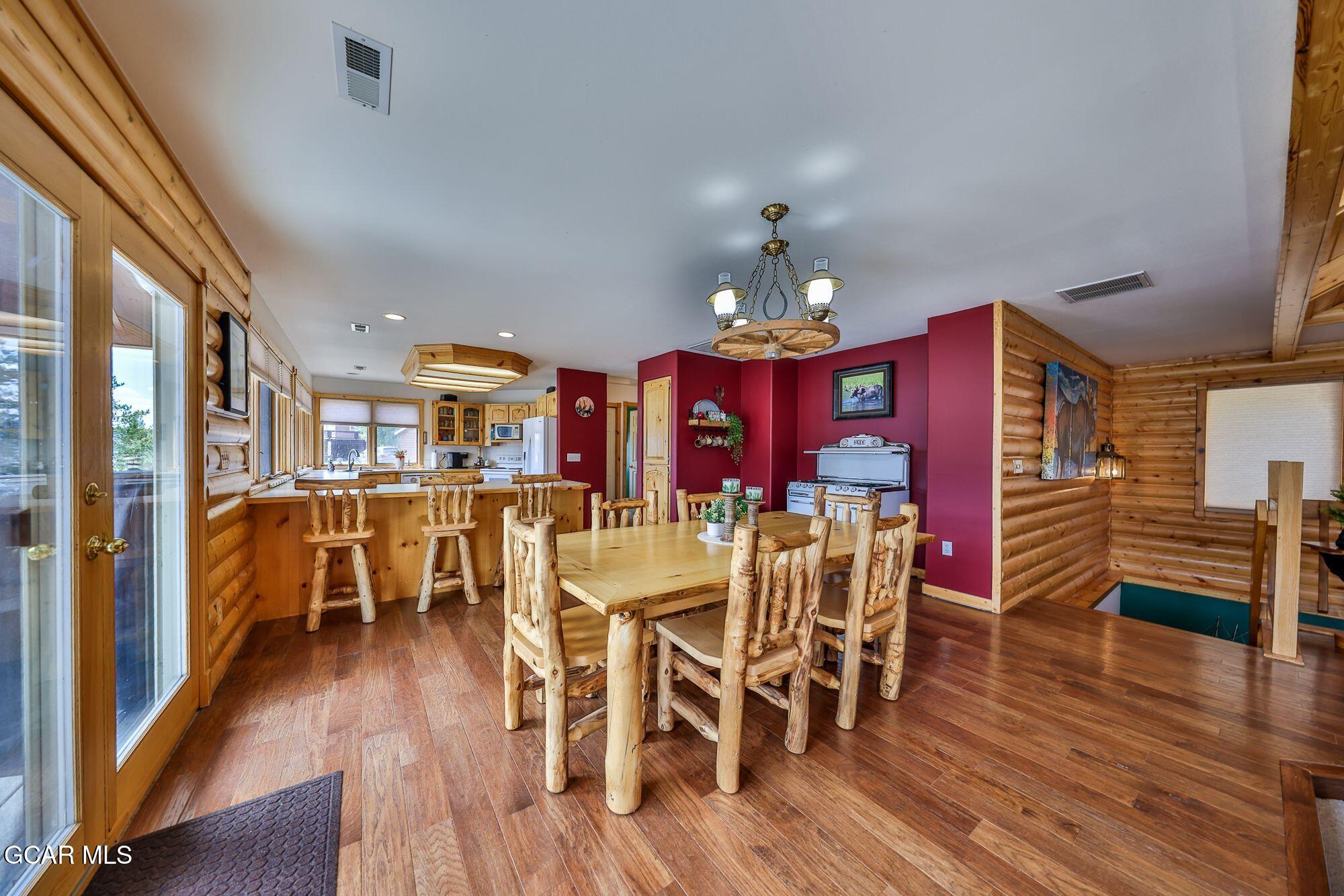 Grand Lake, Colorado, 80447, United States, 4 Bedrooms Bedrooms, ,4 BathroomsBathrooms,Residential,Active,1913029