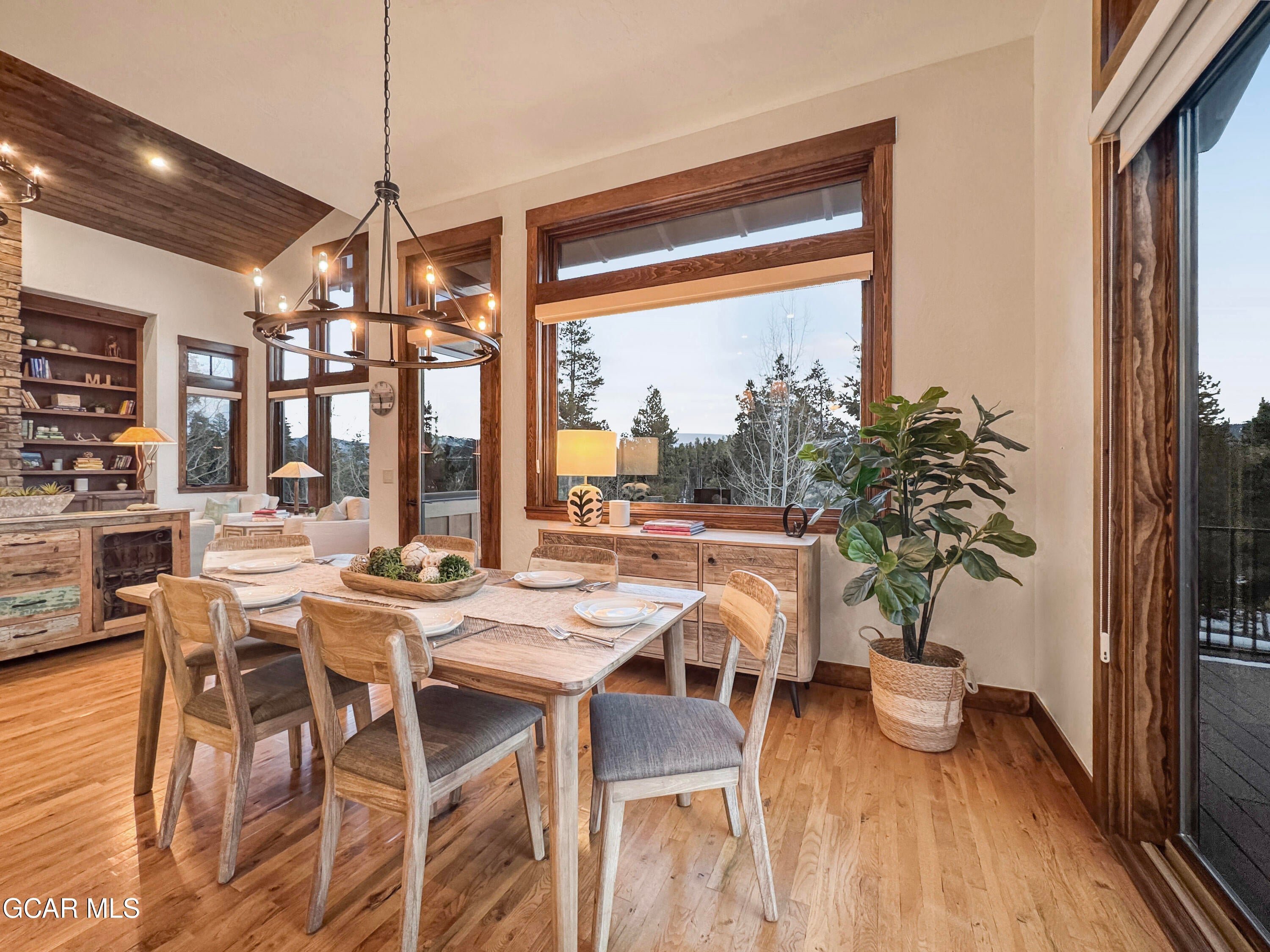 Tabernash, Colorado, 80478, United States, 4 Bedrooms Bedrooms, ,4 BathroomsBathrooms,Residential,Active,2017443